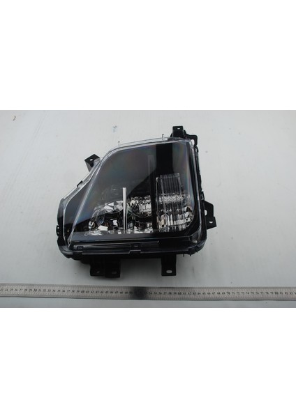 Taıwan Sol Sis Lambası Mitsubishi L200 2019- Uyumlu 8315A059