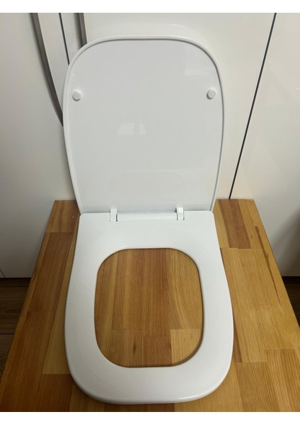 Fiesta Klozet Kapağı Yavaş Kapanır