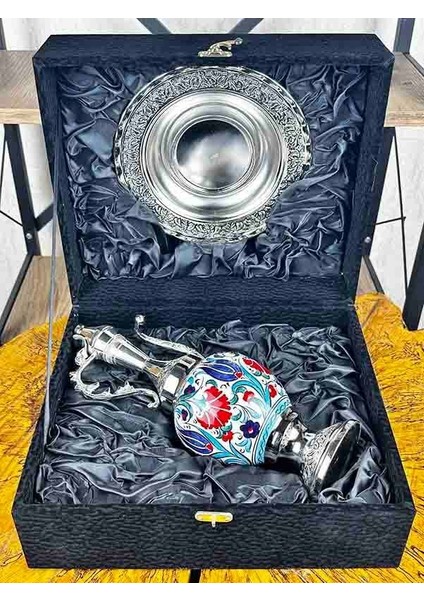 Çiçek Bahçesi Iznik Çini Ibrik ve Tabak fiyatları