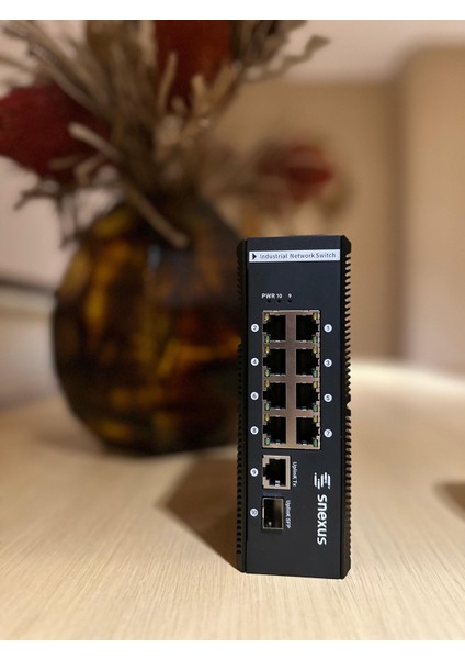 ISN-ES1300-10FP 8 Port Endüstriyel Poe Switch