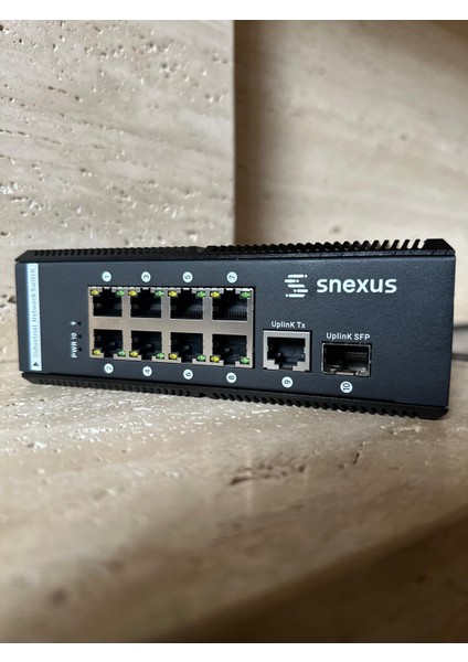 ISN-ES1300-10FP 8 Port Endüstriyel Poe Switch