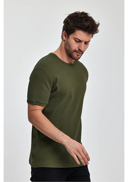 Erkek Regular Fit Bisiklet Yaka Waffal Dokuma T-Shirt