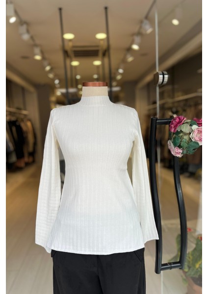 UW251002 Unıque Yuvarlak Yaka Fitilli Triko fiyatları