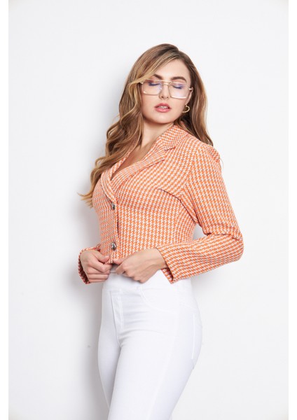 Düğmeli Crop Ceket