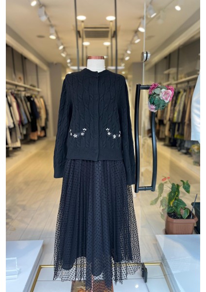 UW251043 Unıque Dantel Detaylı Triko Hırka fırsatları