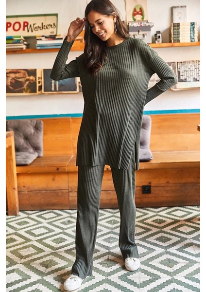 Kadın Uzun Kollu Çizgili Ikili Salaş Alt Üst Takım fırsatları