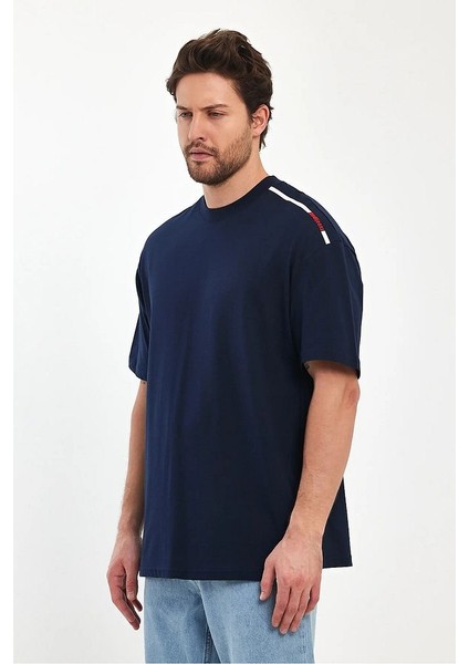 Erkek Omuzu Rodi Jeans Yazılı Bisiklet Yaka Relaxed Fit Pamuk T-Shirt