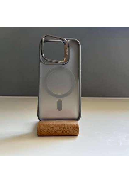Apple iPhone 15 Pro Magnetic Standlı Kamera Lensli Korumalı Magsafe Wireless Şarj Özellikli Kılıf fiyatları