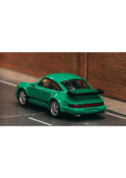 Tarmac Work 164 Porsche 911 Tur T64S-009-GR