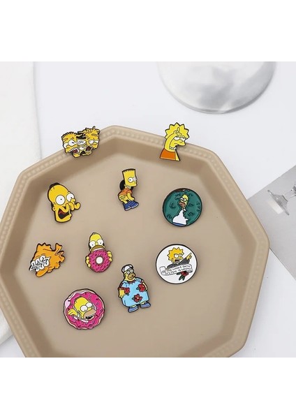 STYLE-14XZ1011-5 Karikatür Film Karakteri Emaye Pimleri Komik Sitcom Aile Yuvarlak Alaşım Broş Rozeti Moda Kadınlar Takı Arkadaşlar Için Hediye (Yurt Dışından) fırsatları