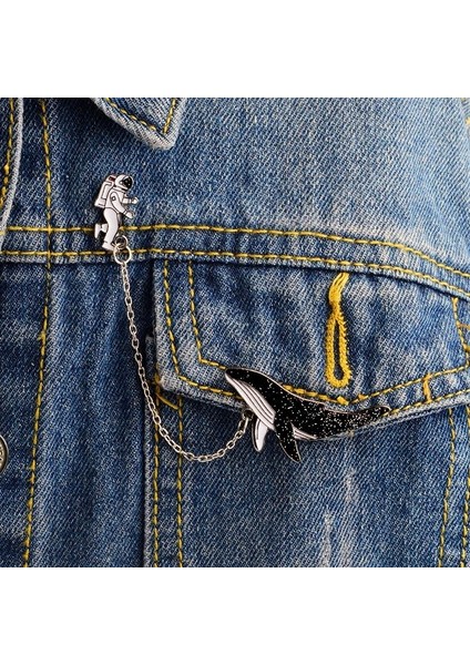 XZ1240 Metal Zincir Broş Gezegen Köpek Astronot Yunus Kase Uçak Çiçek Kitap Kız Metal Emaye Broş Elbise Sırt Çantası Kovboy Rozeti (Yurt Dışından) indirimleri