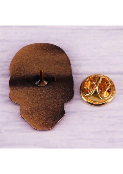 15 Korkunç Retro Kafatası Yaka Pin Özgünlük Metal Broş Koleksiyonu Denim Ceket Sırt Çantası Rozeti Dekorasyon Verilen Arkadaşlar Hediyeler (Yurt Dışından) fırsatları