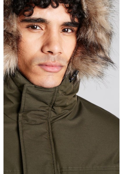 Erkek Jjstar Rüzgar Geçirmez Kapüşonu Kürklü Parka 12256892 Yeşil modelleri