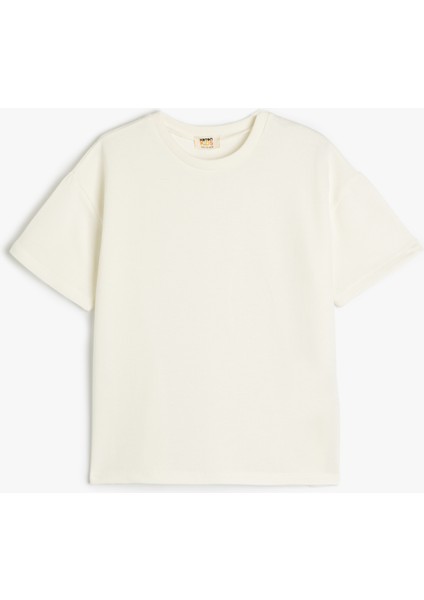 Kısa Kollu Bisiklet Yaka Pamuklu Basic T-Shirt