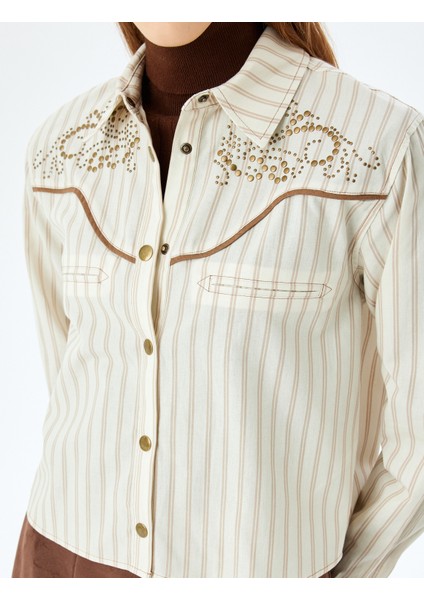 Metal Aksesuarlı Çizgili Uzun Kollu Düğmeli Gömlek indirimleri