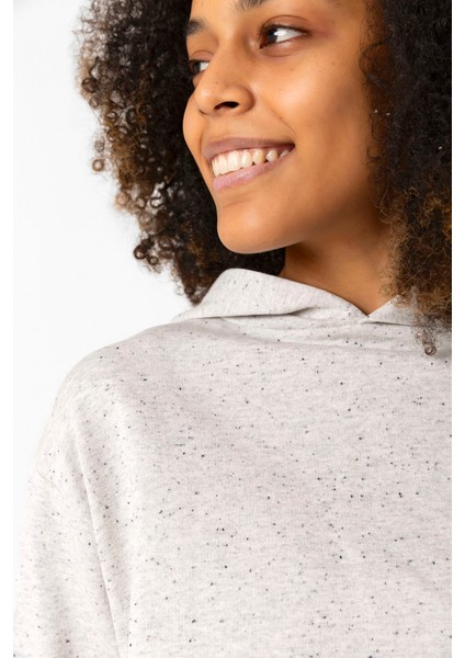 Babymonster Forever Beyaz Kırçıllı Kadın Crop Kapşonlu