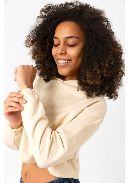 Basic Bej Kapüşonlu Crop Sweatshirt fırsatları