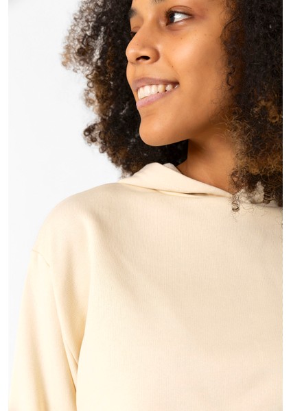 Basic Bej Kapüşonlu Crop Sweatshirt indirimleri
