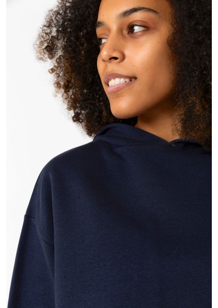 Basic Lacivert Kapüşonlu Crop Sweatshirt modelleri