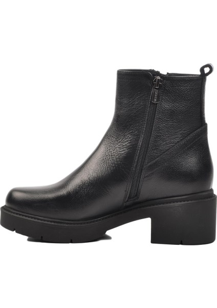 2454601K Siyah Deri Içi Polarlı Kadın Bot modelleri