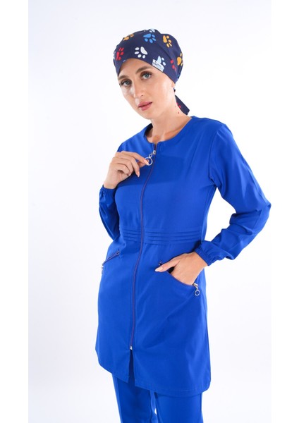 Badem Model Soft Likra Fermuarlı Saks Mavi Renk Cerrahi Üniforma Takım modelleri