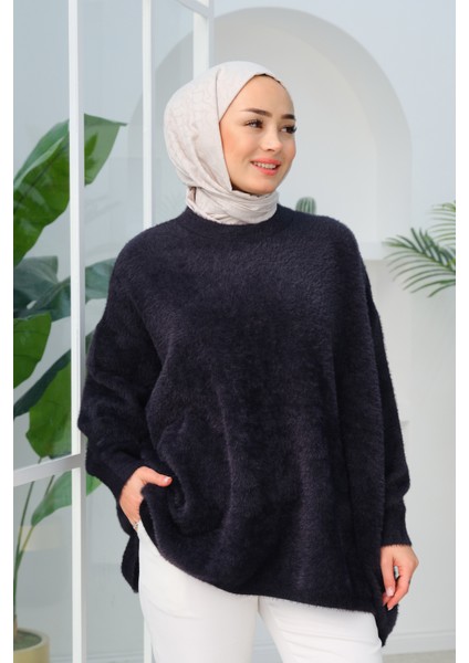 Oversize Kesim Peluş Kazak Siyah