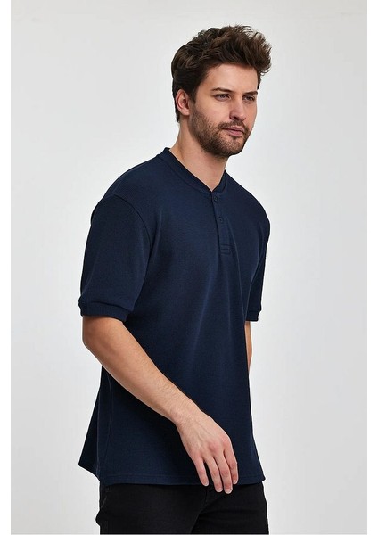 Erkek Önü Düğmeli Bisiklet Yaka Relaxed Fit Petek Dokuma T-Shirt