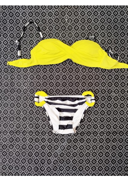 Abelia Swimwear Balenli Kaplı Straplez Bikini Takım
