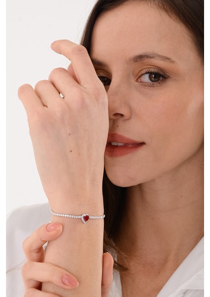 14 K White Gold Kaplama 925 Ayar Gümüş Yakut Kalp Bileklik fiyatları