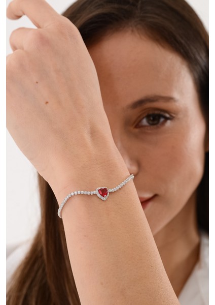 14 K White Gold Kaplama 925 Ayar Gümüş Yakut Kalp Bileklik fırsatları