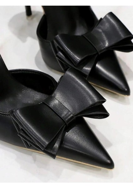 Kadın Siyah Tokalı Cilt 8cm Ince Şeffaf Kapak Topuklu Stiletto Ayakkabı