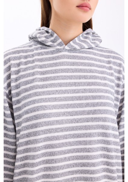 Çizgili Triko Oversize Sweatshirt