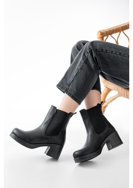 5109-3056 Siyah Lastikli Fermuarlı Kalın Topuklu Günlük Kadın Bot fiyatları
