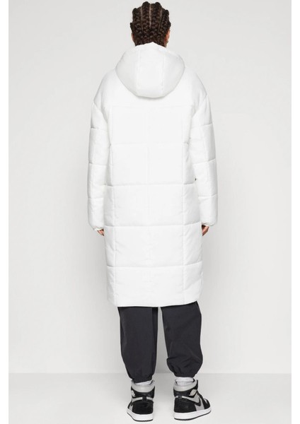 Therma Fit Classic Kadın Günlük Stil Mont Beyaz fiyatları