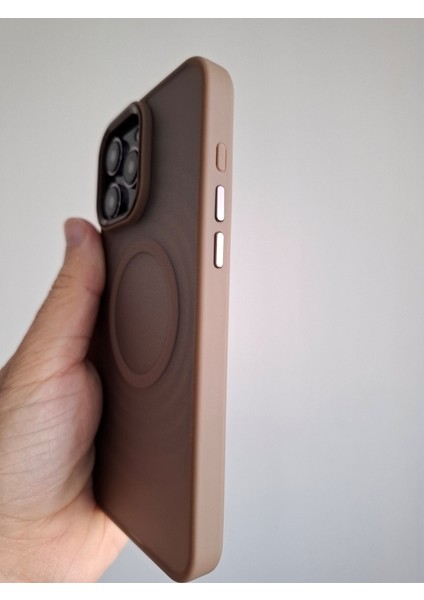 iPhone 16 Pro Max Uyumlu Magsafe Şarj Özellikli Kamera Koruma Çıkıntılı Çöl Titanyum Renk Mat Kılıf fırsatları