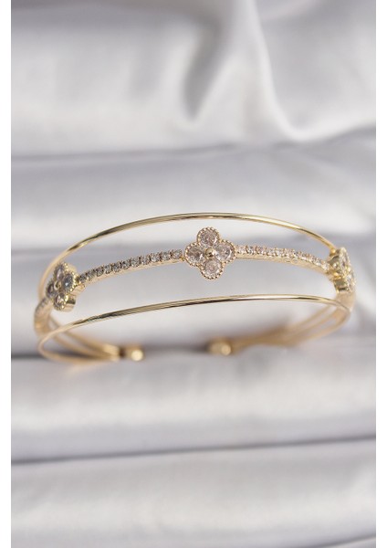 Pirinç Gold Renk Zirkon Taşlı Yonca Model Kadın Bileklik