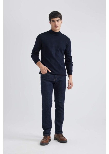 Erkek Koyu Mavi Slim Fit Dar Kesim Basic Düz Akrilik Kazak B7851AXNS