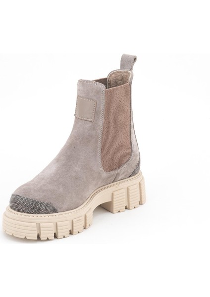 206 Kadın Bot fırsatları