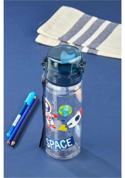 Uzay Desenli Pipetli Matara 500 Ml, Pipetli Matara 500 ml Gıda Ile Temasa Uygun Polikarbon Bpa Free
