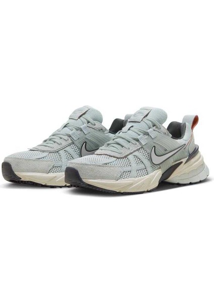 V2K Run Kadın Sneaker Ayakkabı FN6703-003 fırsatları