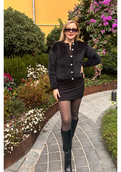 Siyah Sakallı Gümüş Düğmeli Hırka fırsatları