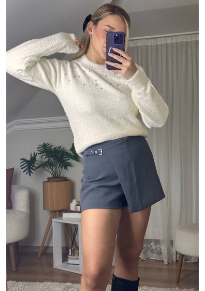 Gümüş Işleme Detaylı Ekru Yumoş Kazak modelleri