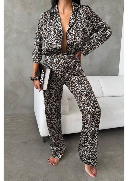 Yeşil Leopar Dijital Baskılı Uzun Saten Pijama L