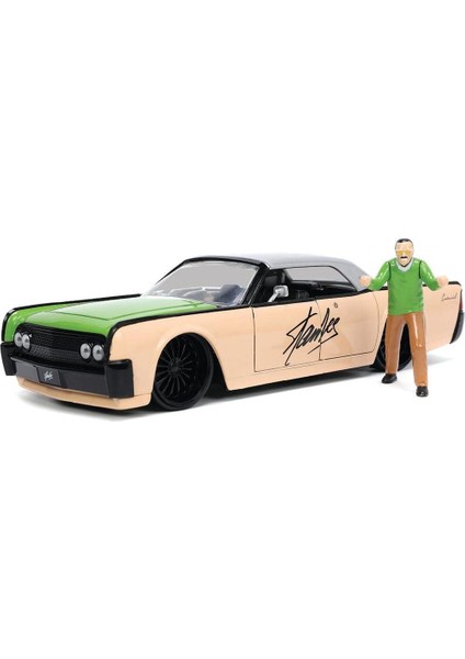 Stan Lee 1963 Lincoln Continental 1/24 Model Araba