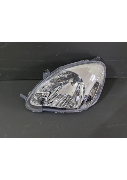 Toyota Yaris Sol Ön Far Sıfır 2003-2005