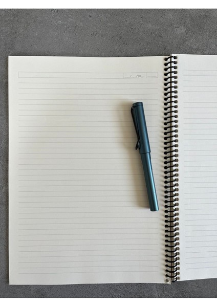 A4 Çizgili Spiralli Defter (Siyah Kapak)