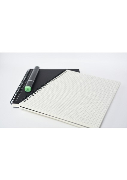 Siyah Kraft Kapaklı Kareli Defter