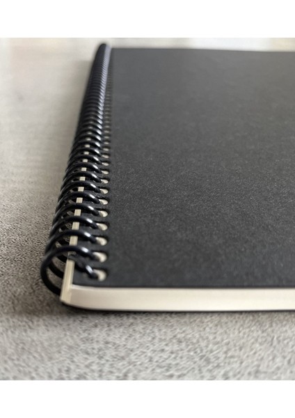 A4 Çizgili Spiralli Defter (Siyah Kapak)