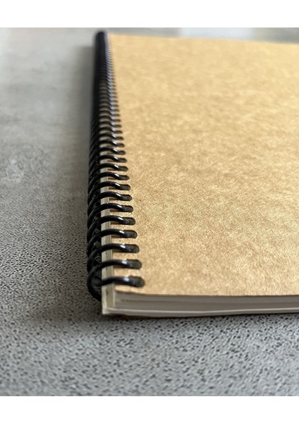 A4 Çizgisiz Spiralli Defter (Kahverengi Kapak)