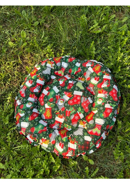Yılbaşı Konseptli Kedi ve Köpek Yatağı Minderi (Yılbaşı Çorapları) 50X50 cm Yuvarlak